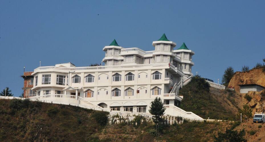 L R Heights, Shimla 1